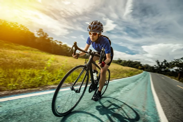SUR LES ROUTES D'ANDRE MOUTON